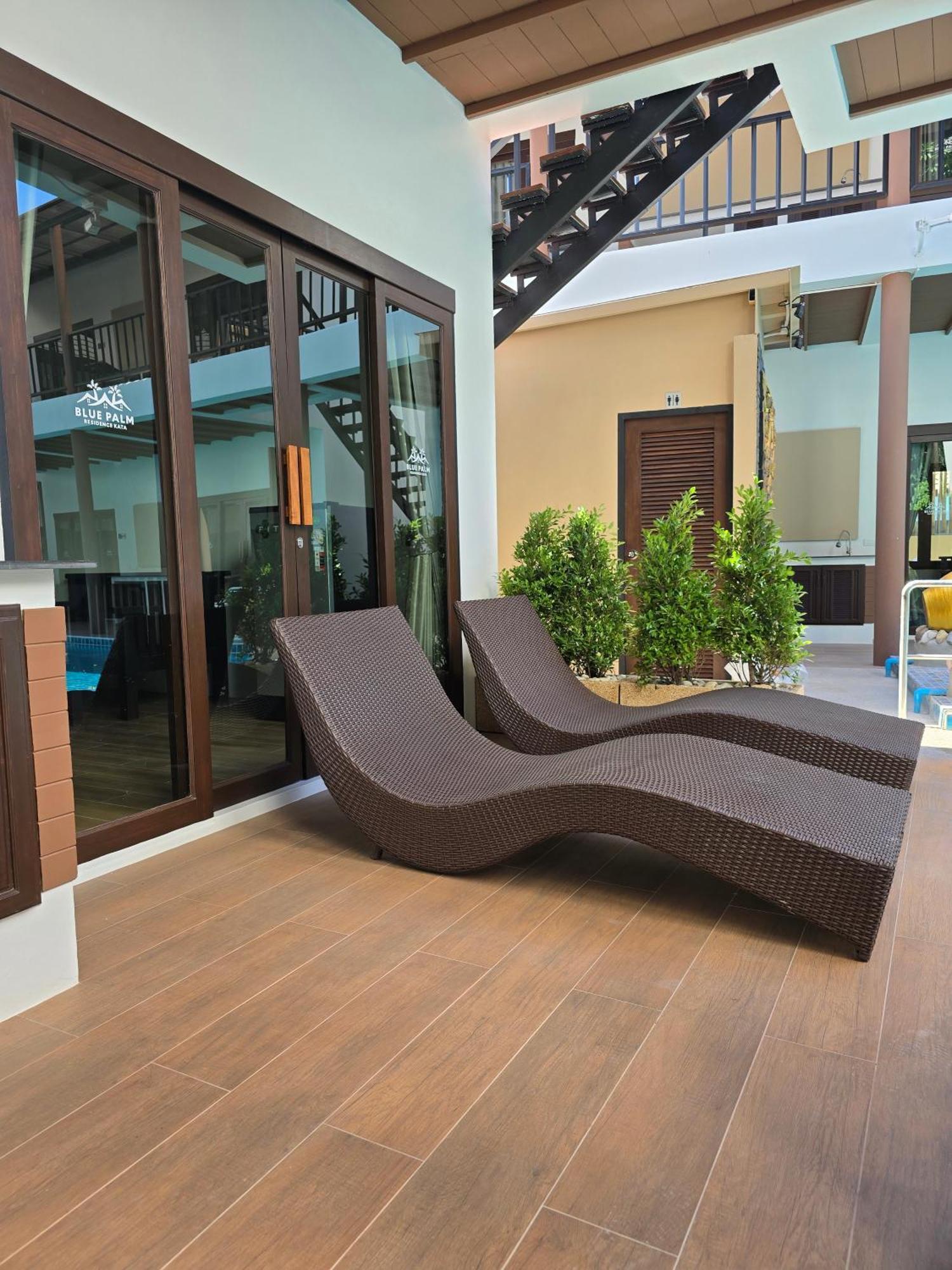 Blue Palm Residence Kata 外观 照片